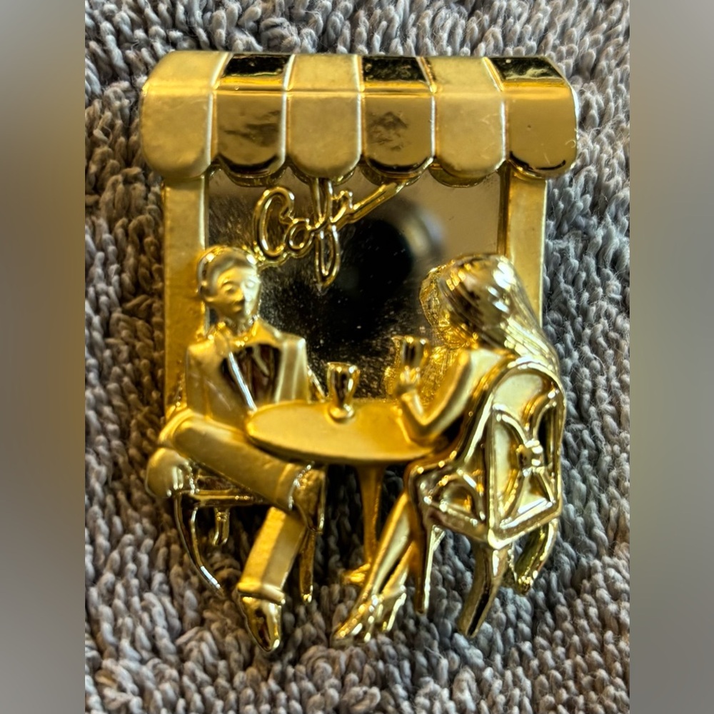 AJC Vintage Cafe Table For Two Brooch Pin